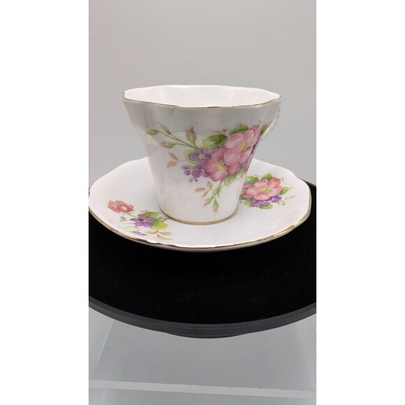 Royal Imperial Bone China Floral Teacup & Saucer Vintage England Set - Picture 7 of 16